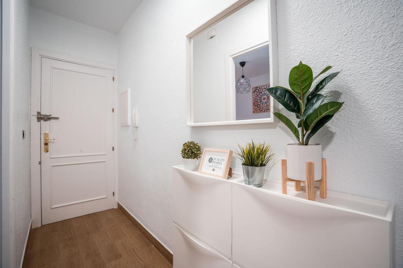Qh Granada Centro Apartment ภายนอก รูปภาพ