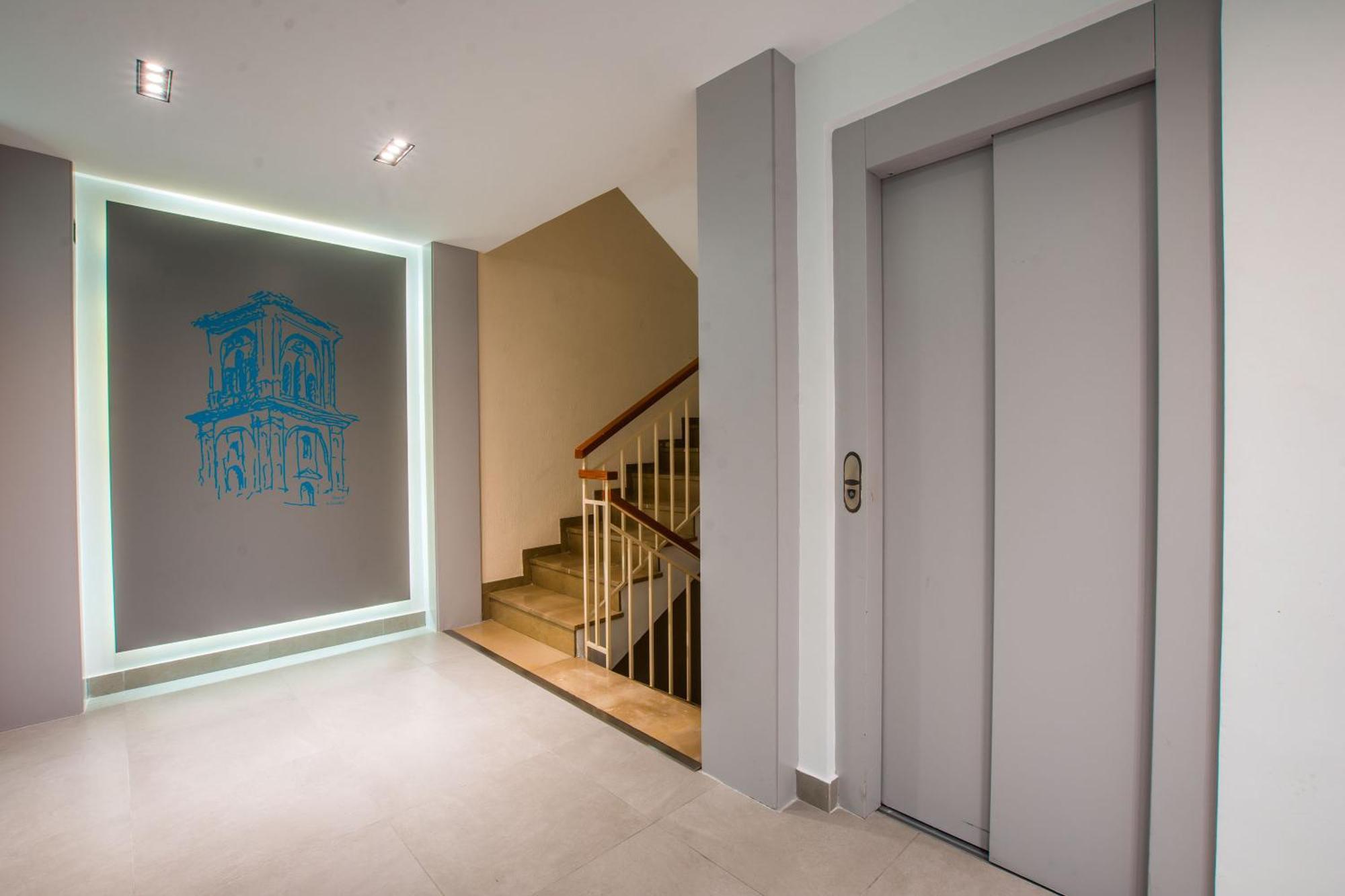 Qh Granada Centro Apartment ภายนอก รูปภาพ